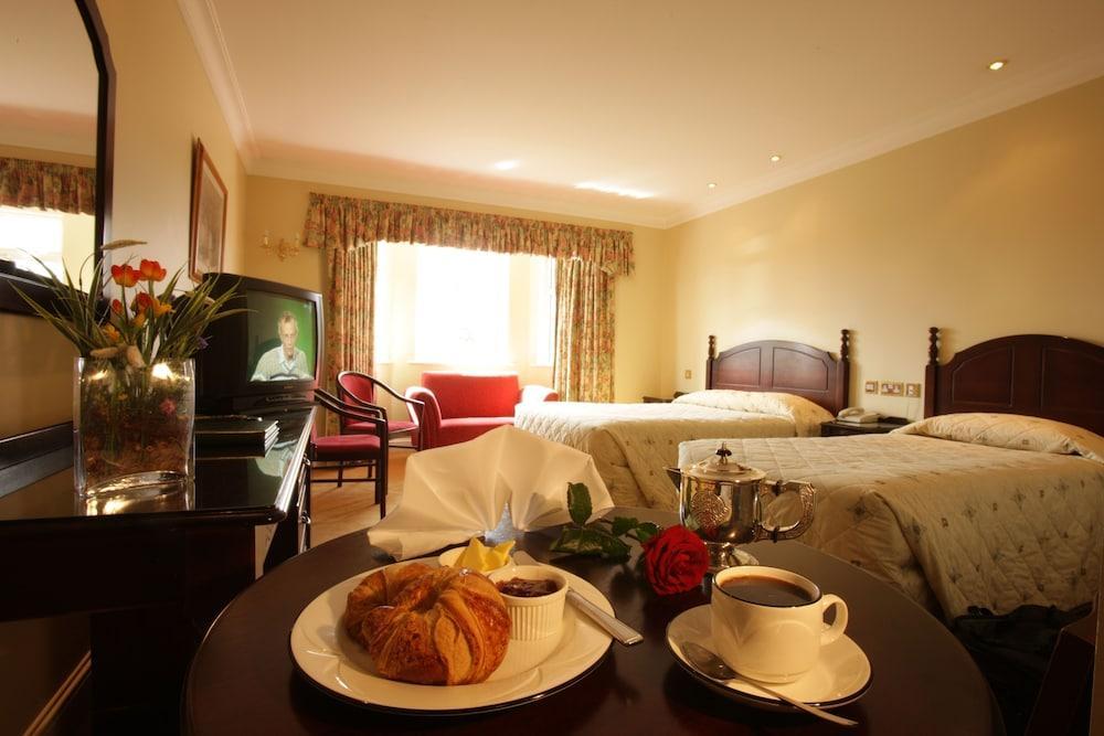 Twin Trees Hotel & Leisure Club Ballina  Eksteriør bilde
