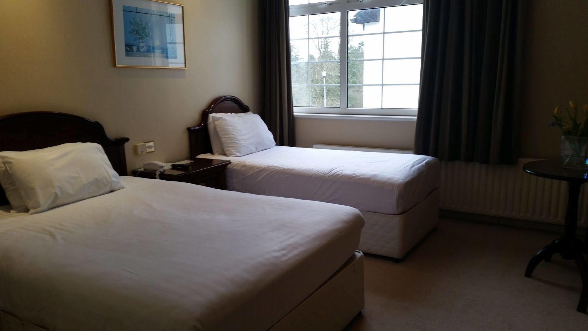 Twin Trees Hotel & Leisure Club Ballina  Eksteriør bilde